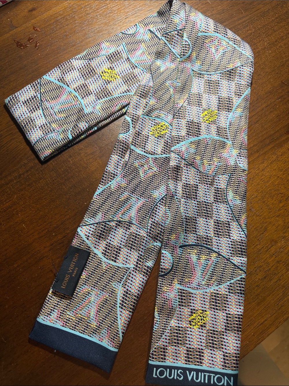 Authentic Louis Vuitton 100% Silk Damier Pop Bandeau